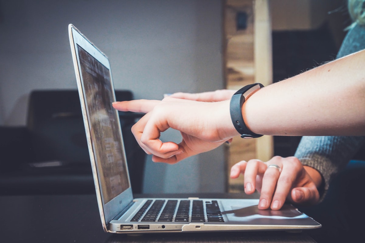 Vous voulez reprendre le contrôle de votre site web ?